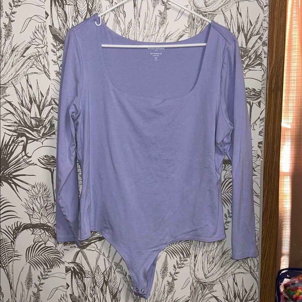 Banana Republic XL Lavender Long Sleeve Bodysuit Soft Stretch Tee